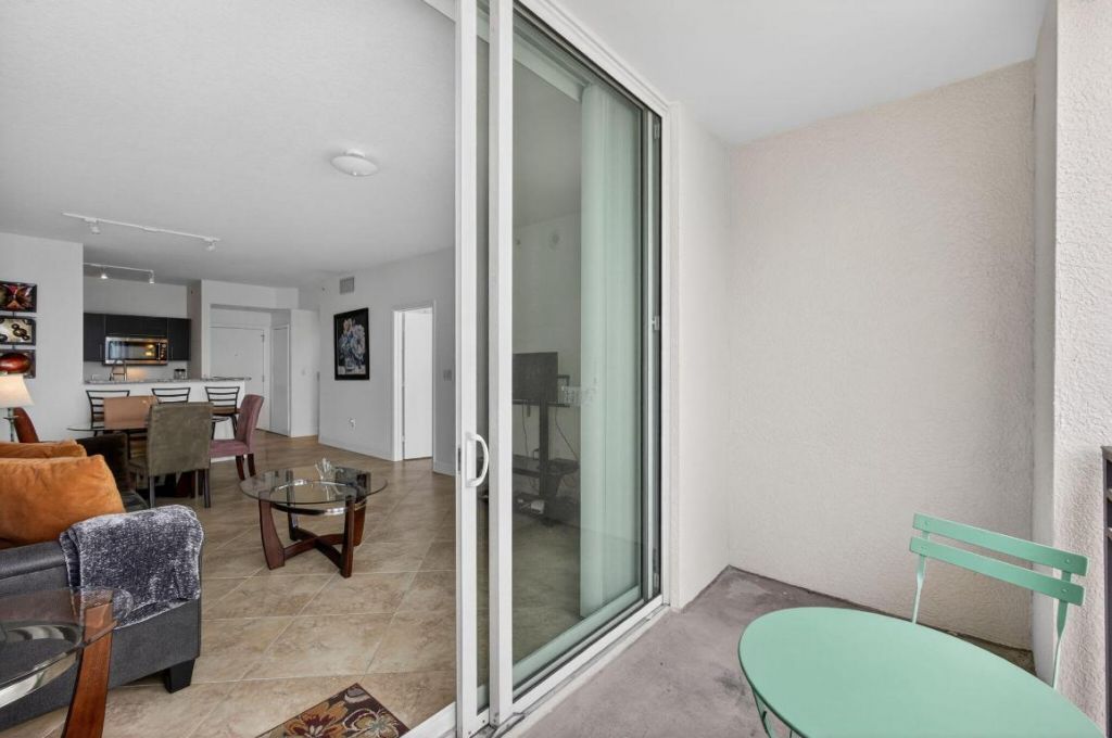 550 Okeechobee Boulevard, Unit 1618, West Palm Beach, FL 33401 Photo