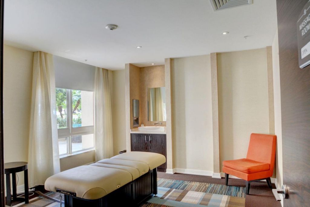 550 Okeechobee Boulevard, Unit 1618, West Palm Beach, FL 33401 Photo