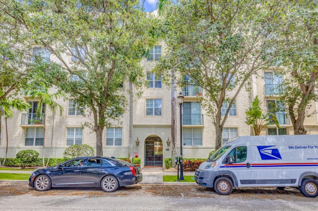 550 Okeechobee Boulevard, Unit 1618, West Palm Beach, FL 33401 Photo