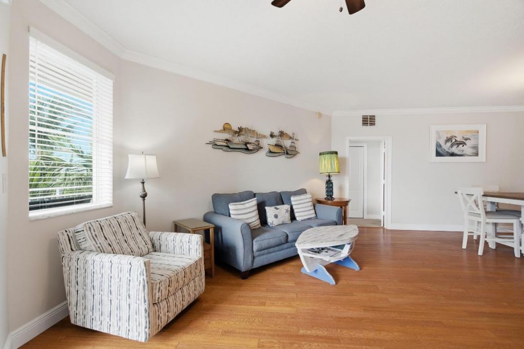 975 NW Flagler Avenue, Unit 307, Stuart, FL 34994 Photo