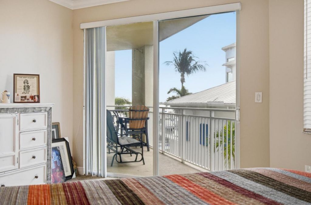 975 NW Flagler Avenue, Unit 307, Stuart, FL 34994 Photo