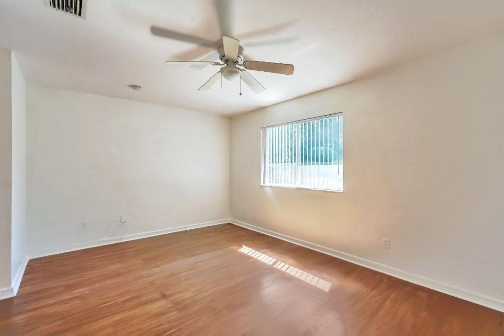 1969 Alamanda Way, Unit 1969, Riviera Beach, FL 33404 Photo