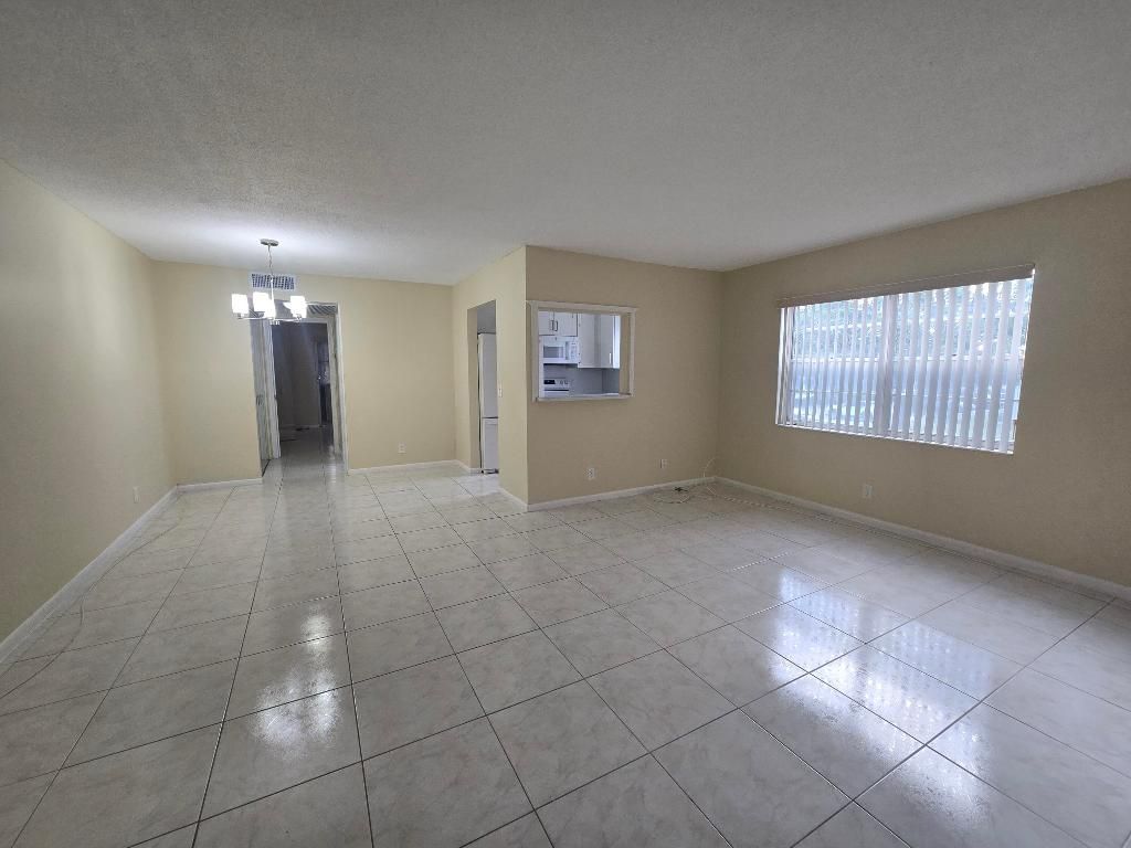 17 Cambridge A, West Palm Beach, FL 33417 Photo