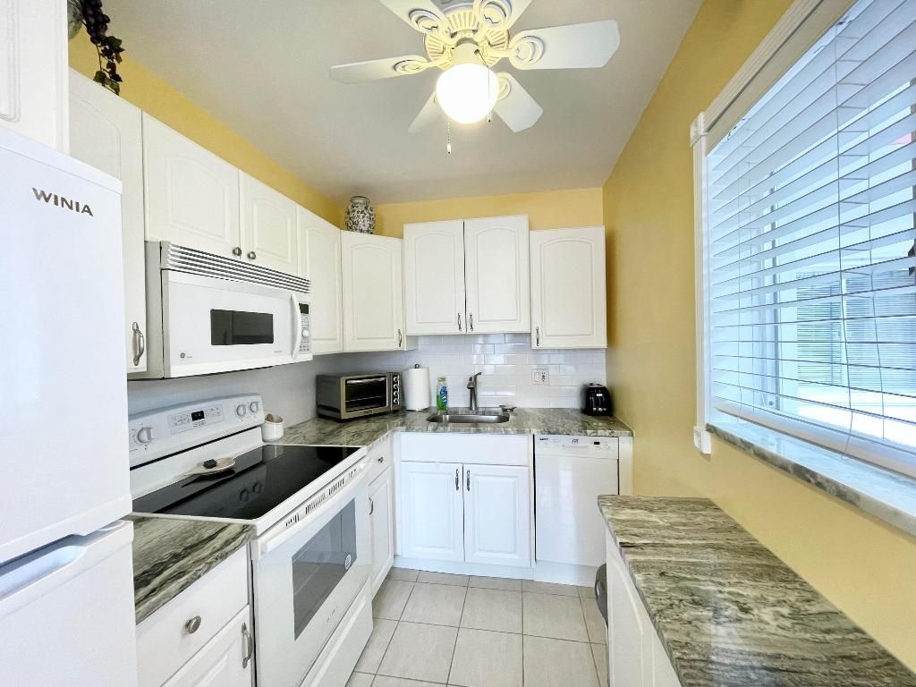 3120 Cynthia Lane, Unit 112, Lake Worth Beach, FL 33461 Photo