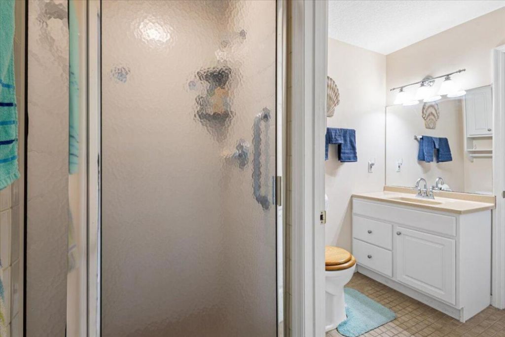 1300 Seaway Dr Drive, Unit B10, Hutchinson Island, FL 34949 Photo