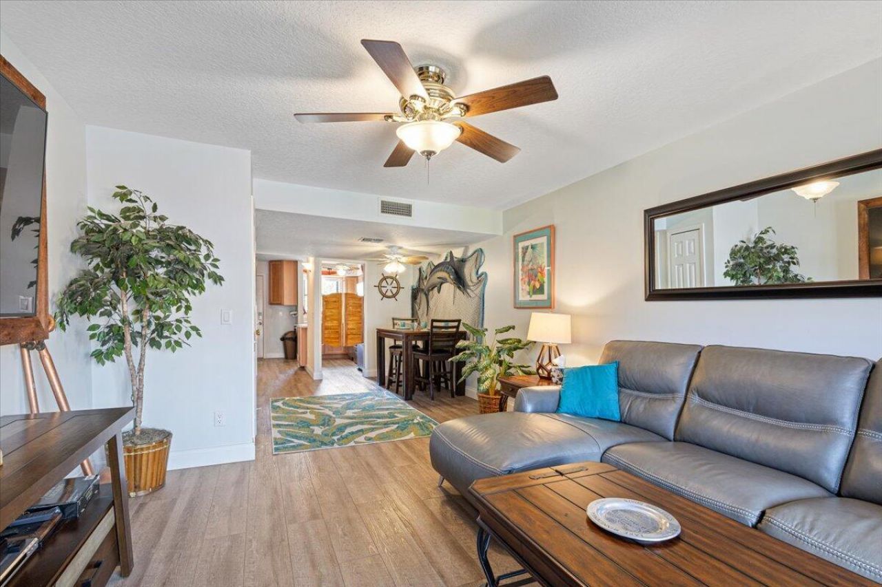 1300 Seaway Dr Drive, Unit B10, Hutchinson Island, FL 34949 Photo