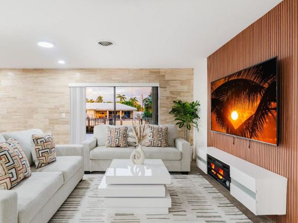 1016 NE 26th Avenue, Unit 1016, Pompano Beach, FL 33062