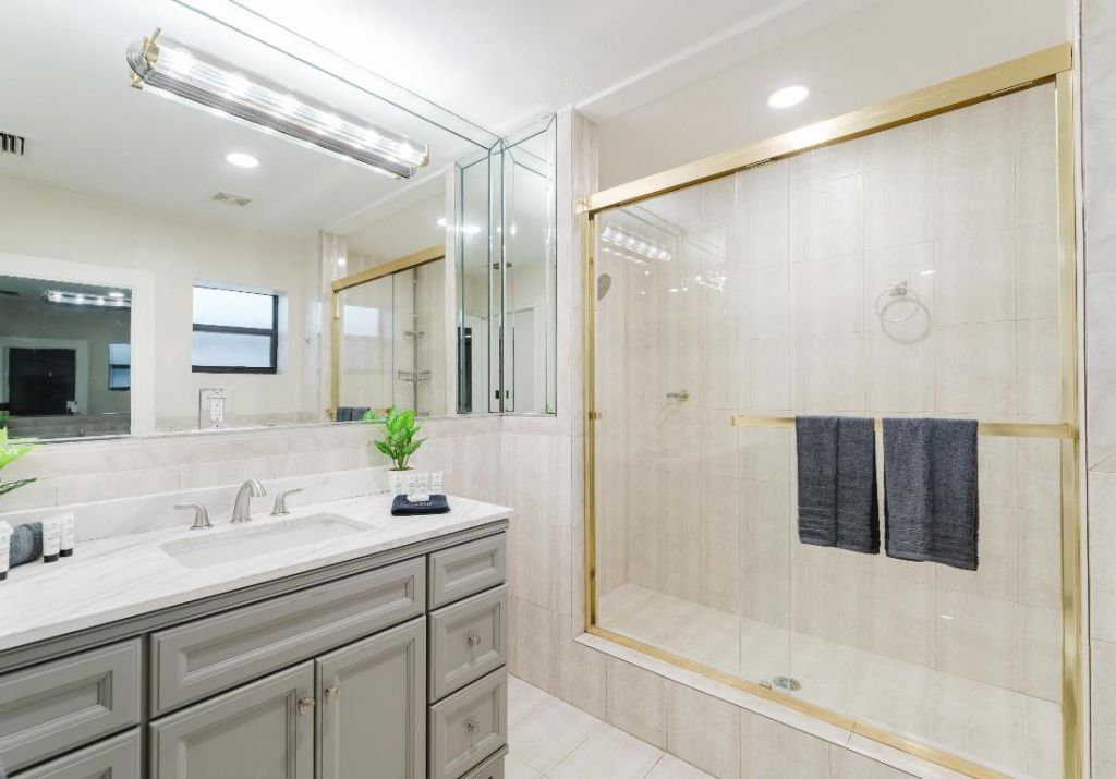 1016 NE 26th Avenue, Unit 1016, Pompano Beach, FL 33062 Photo