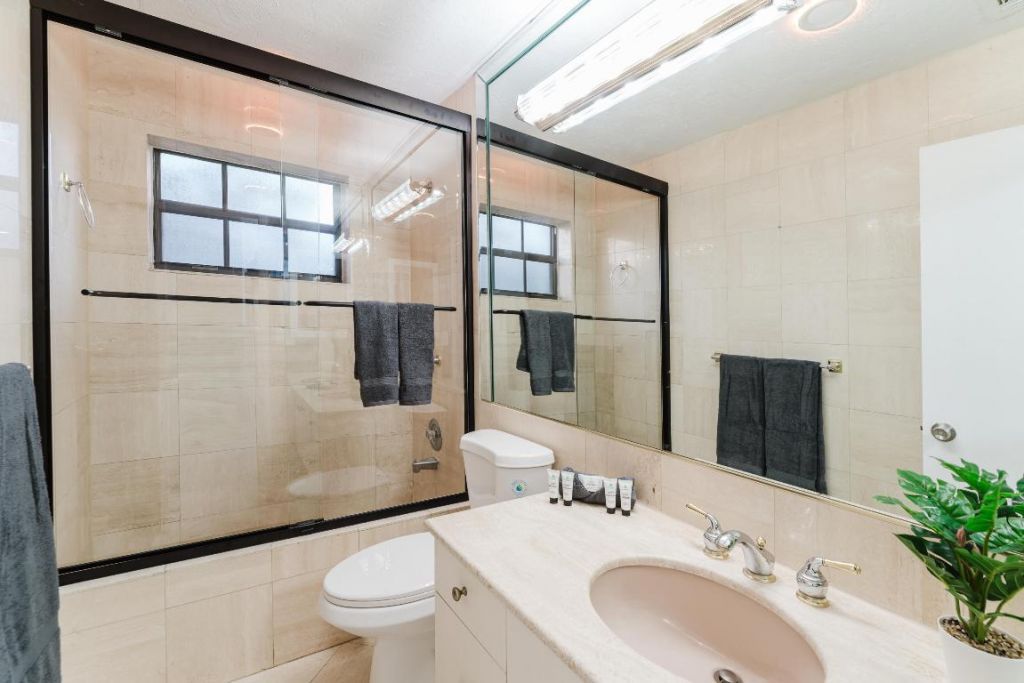 1016 NE 26th Avenue, Unit 1016, Pompano Beach, FL 33062 Photo