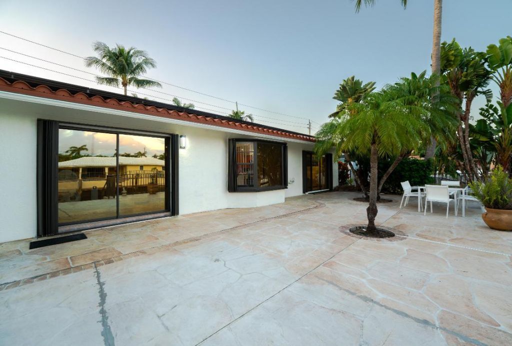 1016 NE 26th Avenue, Unit 1016, Pompano Beach, FL 33062 Photo