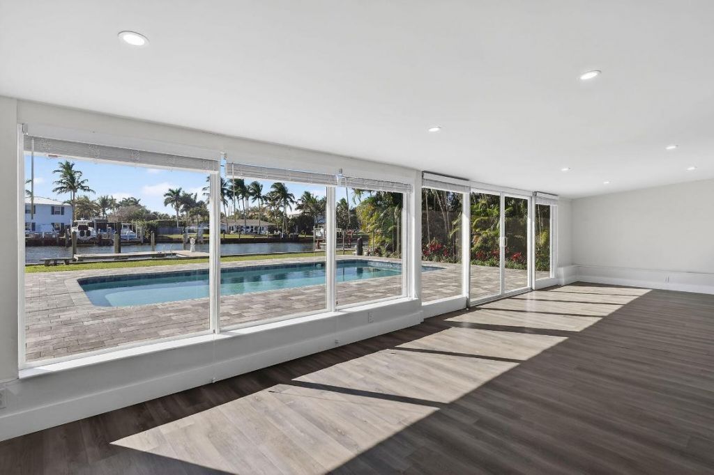 122 Arlington Place, West Palm Beach, FL 33405 Photo