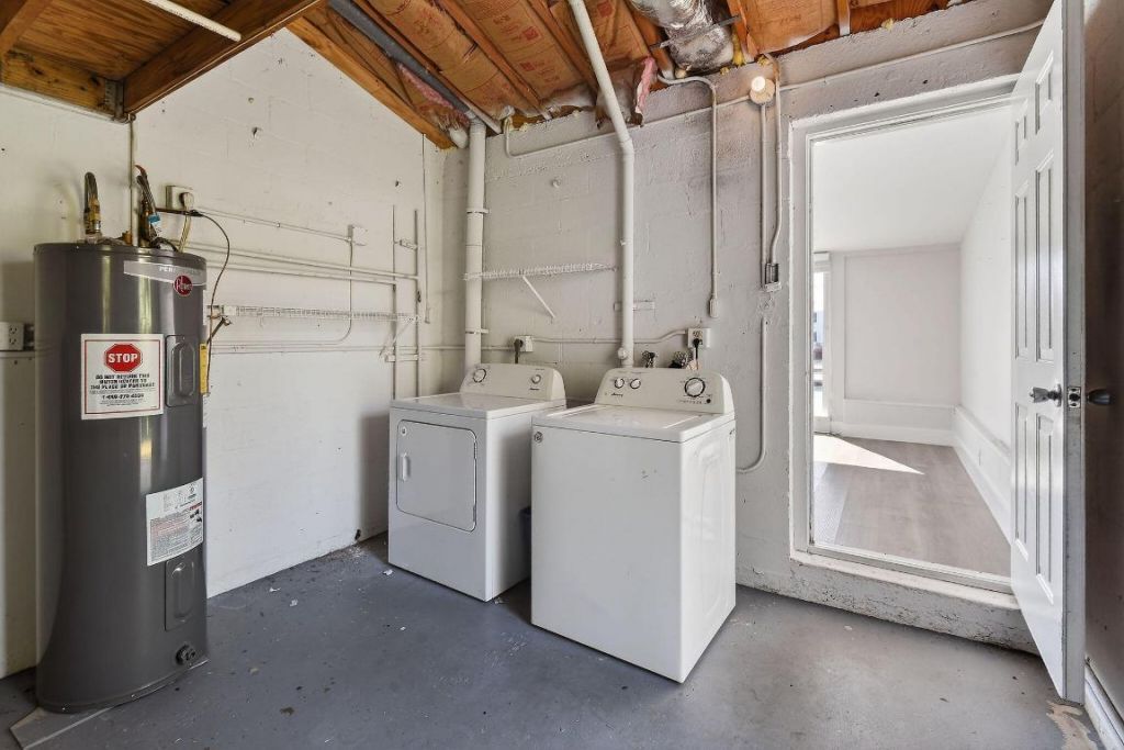 122 Arlington Place, West Palm Beach, FL 33405 Photo