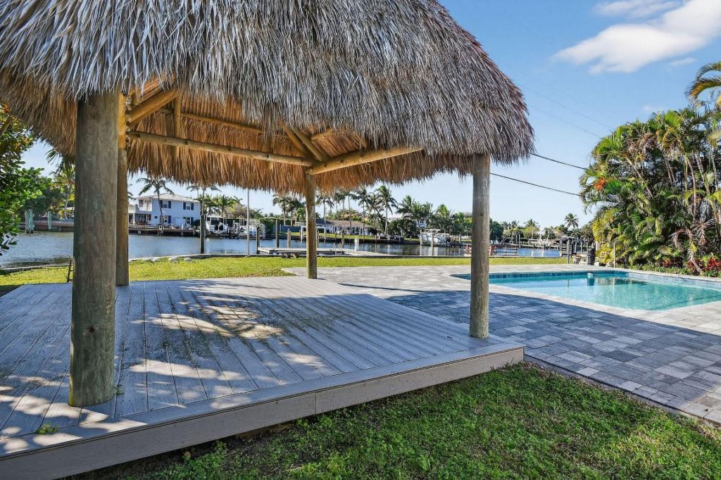 122 Arlington Place, West Palm Beach, FL 33405 Photo