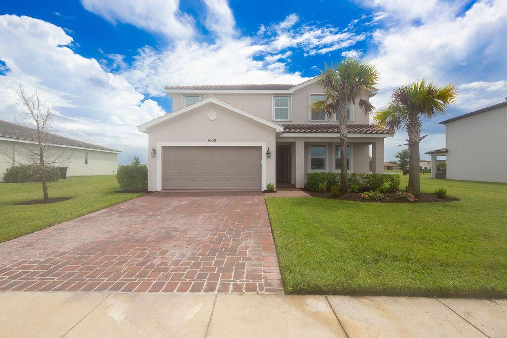 7609 NW Archerfield Drive, Port Saint Lucie, FL 34987 Photo