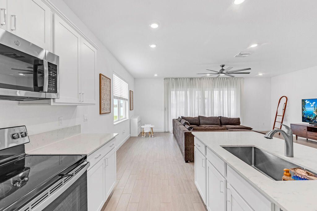 7609 NW Archerfield Drive, Port Saint Lucie, FL 34987 Photo