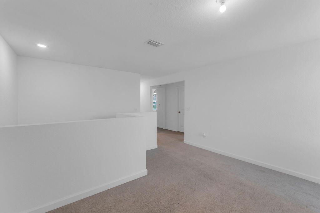 7609 NW Archerfield Drive, Port Saint Lucie, FL 34987 Photo