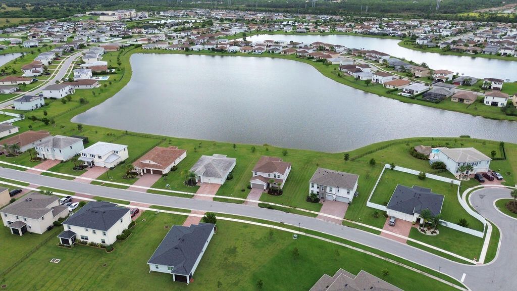 7609 NW Archerfield Drive, Port Saint Lucie, FL 34987 Photo