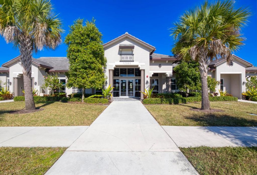 7609 NW Archerfield Drive, Port Saint Lucie, FL 34987 Photo