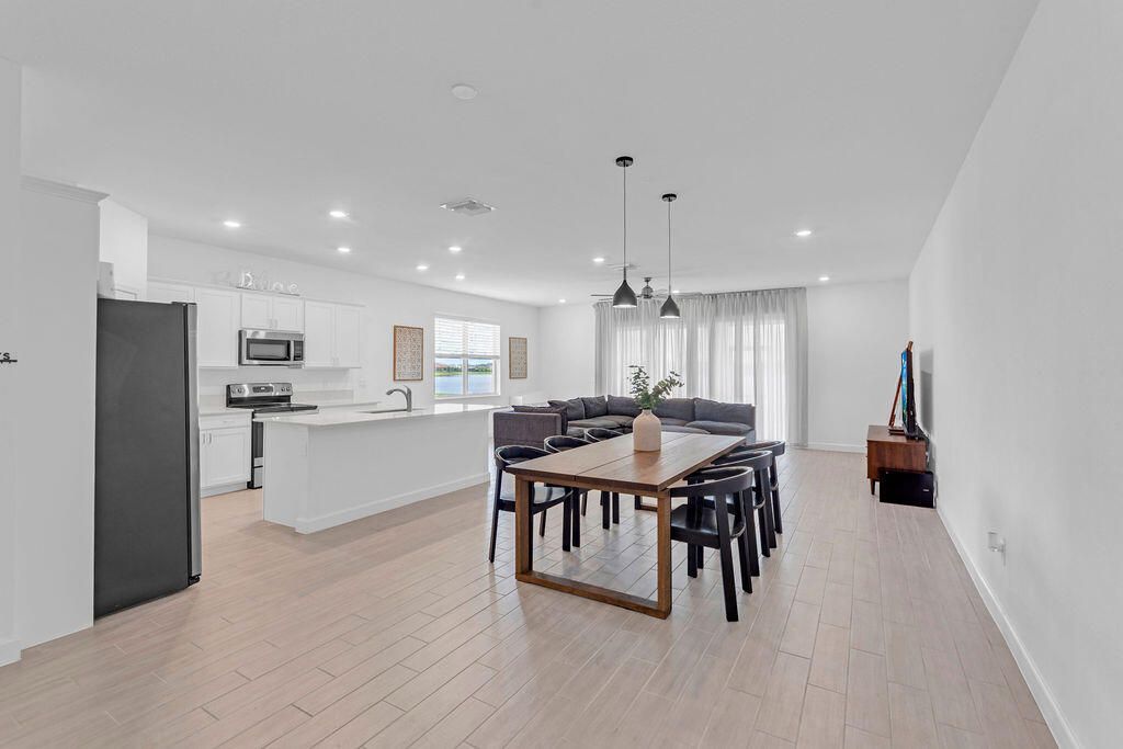 7609 NW Archerfield Drive, Port Saint Lucie, FL 34987 Photo