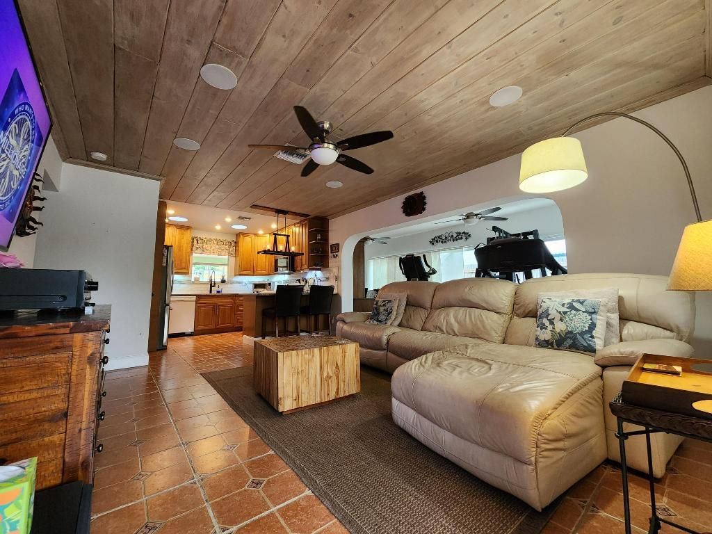 1219 N M Street, Lake Worth Beach, FL 33460 Photo