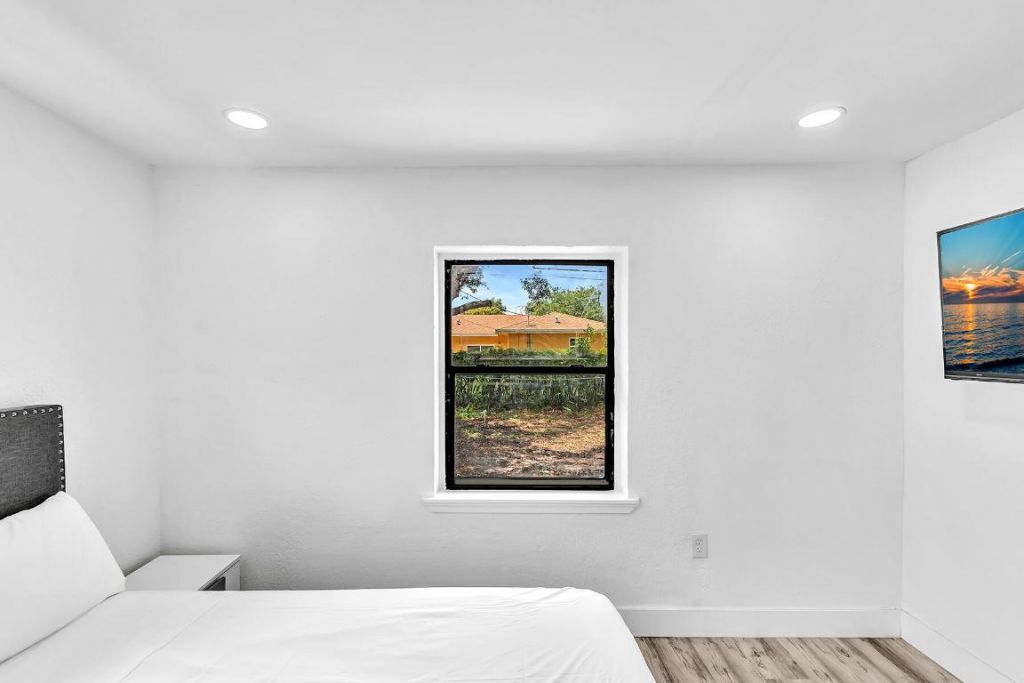 14120 NW 5th Avenue, North Miami, FL 33168 Photo