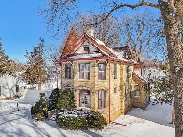 216 E Madison STREET, Lake Mills, WI 53551