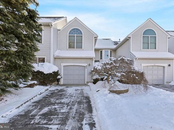 48 CADWALADER COURT, AMBLER, PA 19002