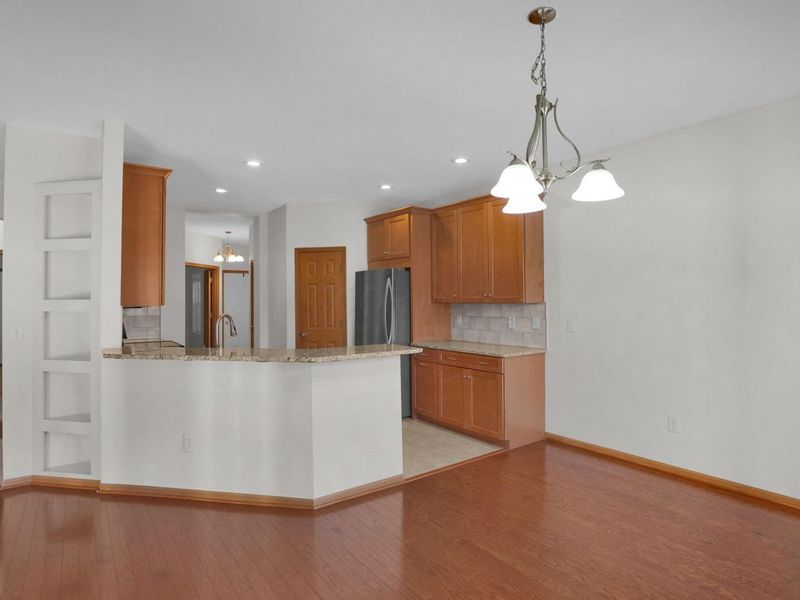 9073 Polaris Lakes Drive, Columbus, OH 43240 Photo 15