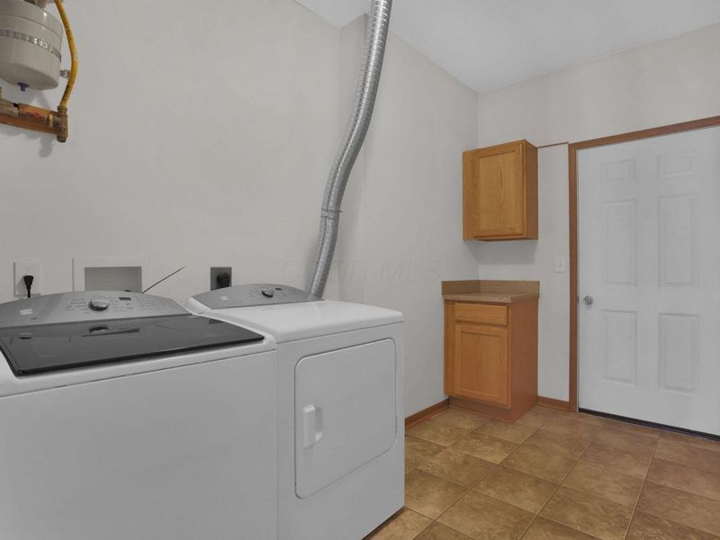 9073 Polaris Lakes Drive, Columbus, OH 43240 Photo 21