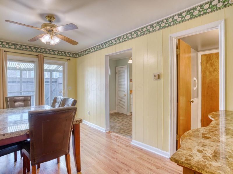 5584 Brackenridge, Unit R7, Columbus, OH 43228 Photo 17