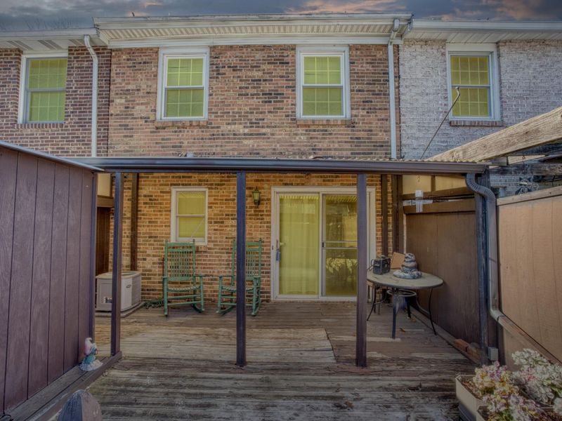 5584 Brackenridge, Unit R7, Columbus, OH 43228 Photo 5