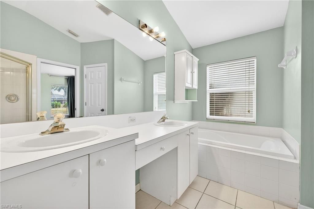 4664 Varsity Cir, Lehigh Acres, FL 33971 Photo