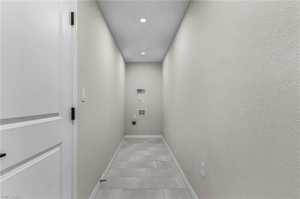 2003 NE 27th St, Cape Coral, FL 33909 Photo