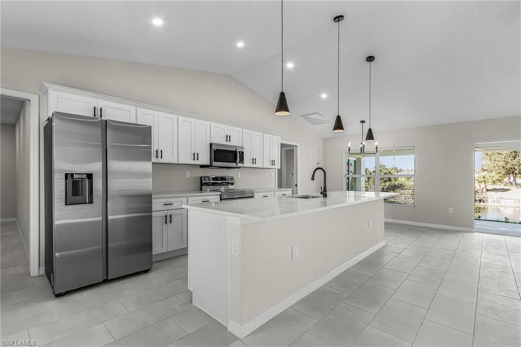2003 NE 27th St, Cape Coral, FL 33909 Photo