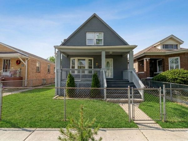 9020 S Carpenter Street, Chicago, IL 60620