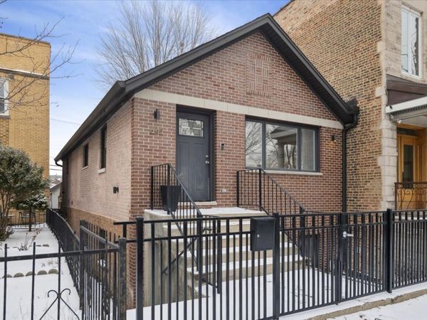642 W 35th Street, Chicago, IL 60616