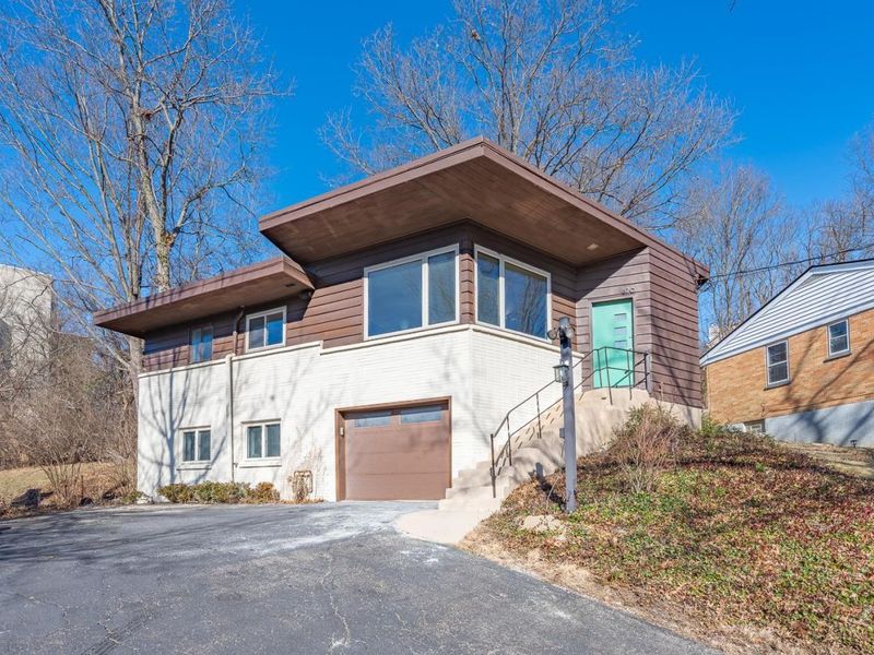 870 Lafayette Avenue, Cincinnati, OH 45220 Photo 2