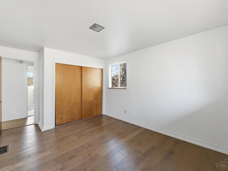870 Lafayette Avenue, Cincinnati, OH 45220 Photo 29