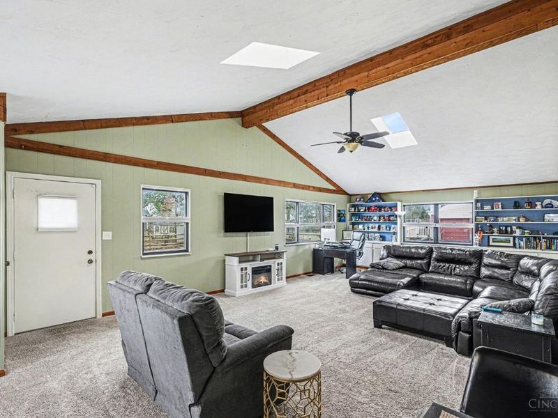 7390 Hosbrook Road, Madeira, OH 45243 Photo 13