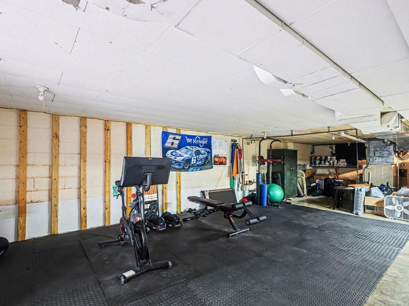 7390 Hosbrook Road, Madeira, OH 45243 Photo 22