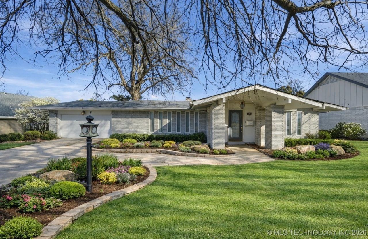 3749 E 48th Place, Tulsa, OK 74135 Main Photo