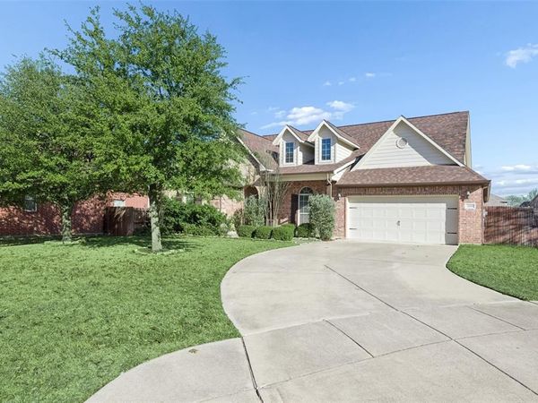 1208 Claire Court, Burleson, TX 76028