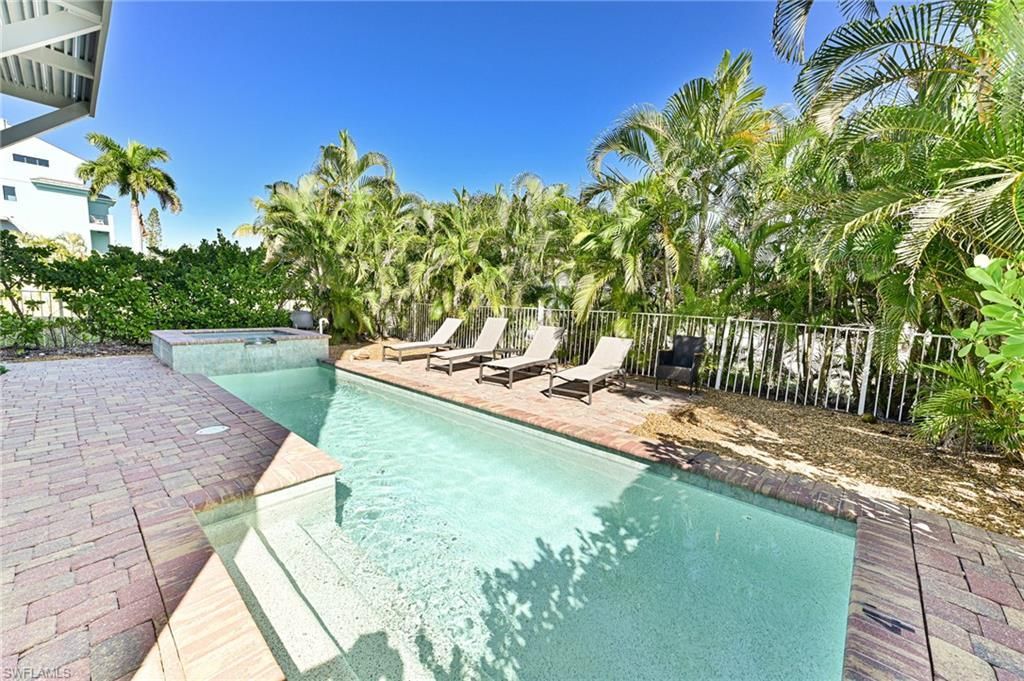 26515 Hickory Blvd , Bonita Springs, FL 34134 Photo