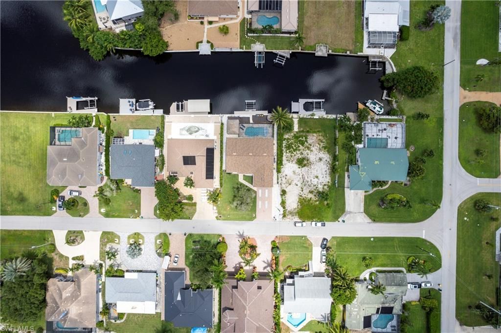 211 6th St, Bonita Springs, FL 34134 Photo