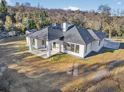 5475 Stanley Dr, Auburn, CA 95602 Photo