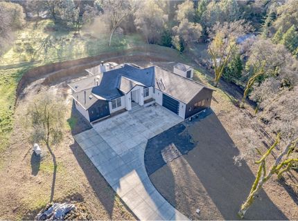 5475 Stanley Dr, Auburn, CA 95602 Photo