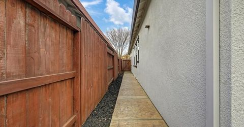 2096 Land End Loop, Roseville, CA 95747 Photo