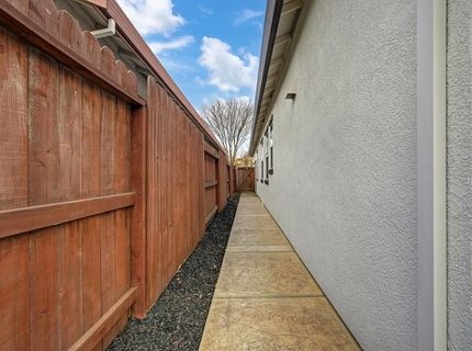 2096 Land End Loop, Roseville, CA 95747 Photo