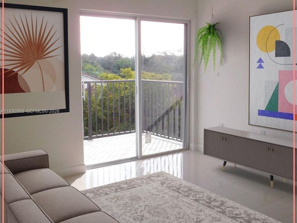 8950 NE 8th Ave, Unit 506, Miami, FL 33138