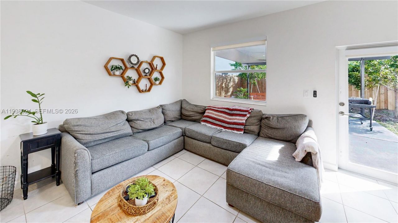 2628 SE 8th Ct , Homestead, FL 33035 Photo